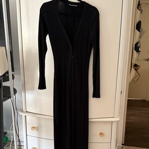 REFORMATION LONG CARDIGAN BUTTON UP SAYS M WOULD SAY FITS XS